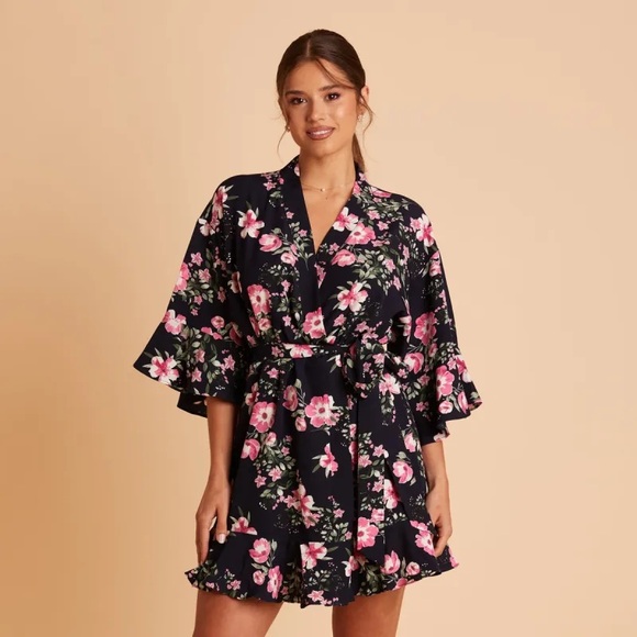 Birdy Grey Other - *NWOT* Birdy Grey Floral Robe